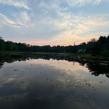 The Flying Dutchman Cottage In Amenities Filled Masthope Community Ski Big Bear Lackawaxen Esterno foto